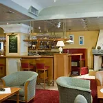 Family & Kaerntnerhof Hotell 4*
