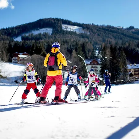 Family & Kaerntnerhof Hotell Bad Kleinkirchheim