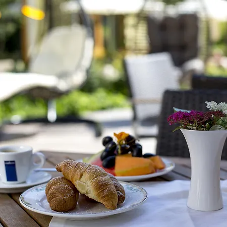 Family & Kaerntnerhof 4*