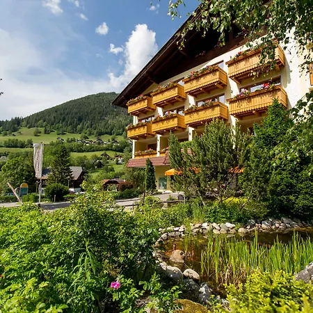 Hotel Family & Kaerntnerhof Bad Kleinkirchheim