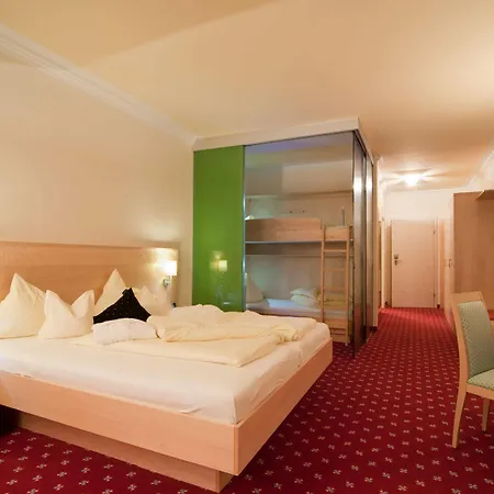 Family & Kaerntnerhof Bad Kleinkirchheim