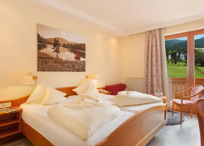 Family & Kaerntnerhof Отель 4*