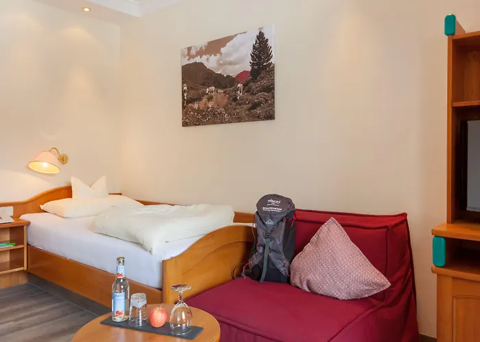 Готель Family & Kaerntnerhof 4*