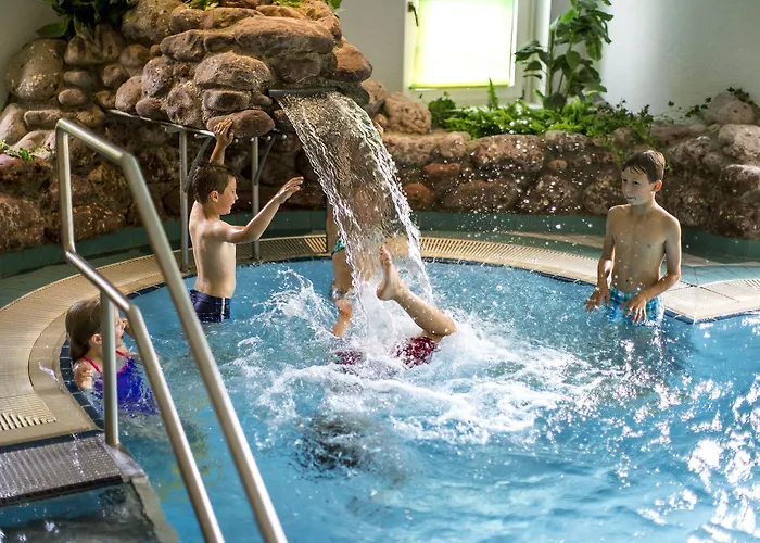 Family & Kaerntnerhof Бад-Кляйнкірхгайм