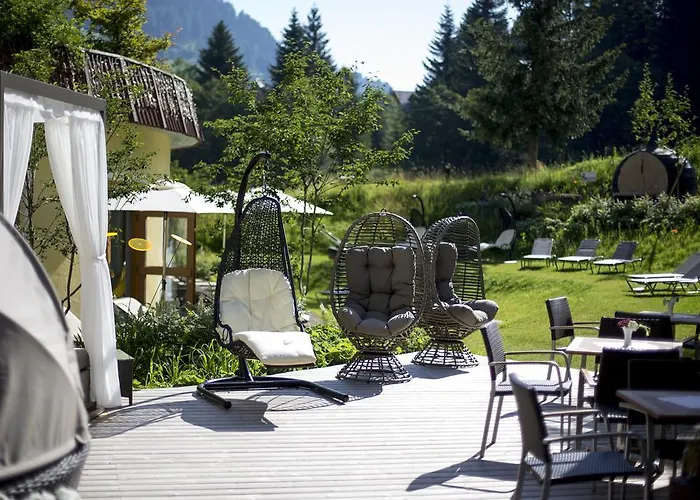 Family & Kaerntnerhof Готель Бад-Кляйнкірхгайм