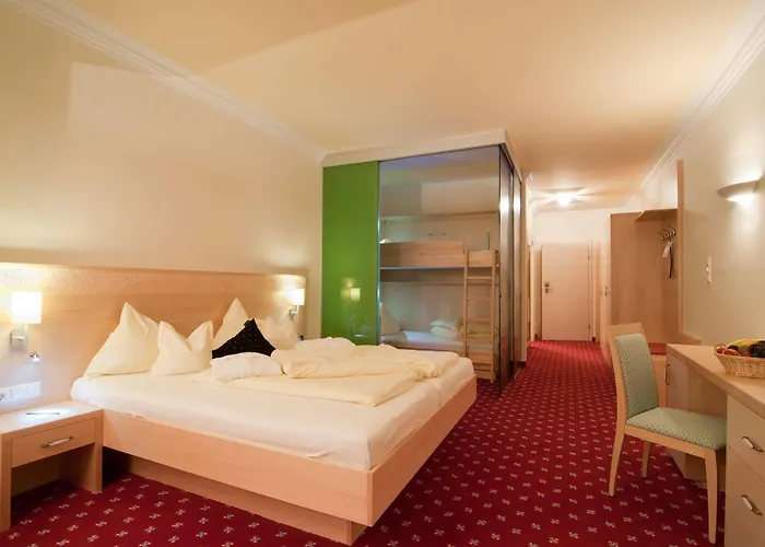 Family & Kaerntnerhof Бад-Кляйнкірхгайм